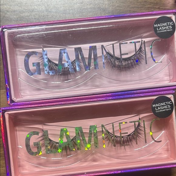 Glamnetic Magnetic Eyelashes Set makeup Brand New Kiss lashes - Picture 2 of 4